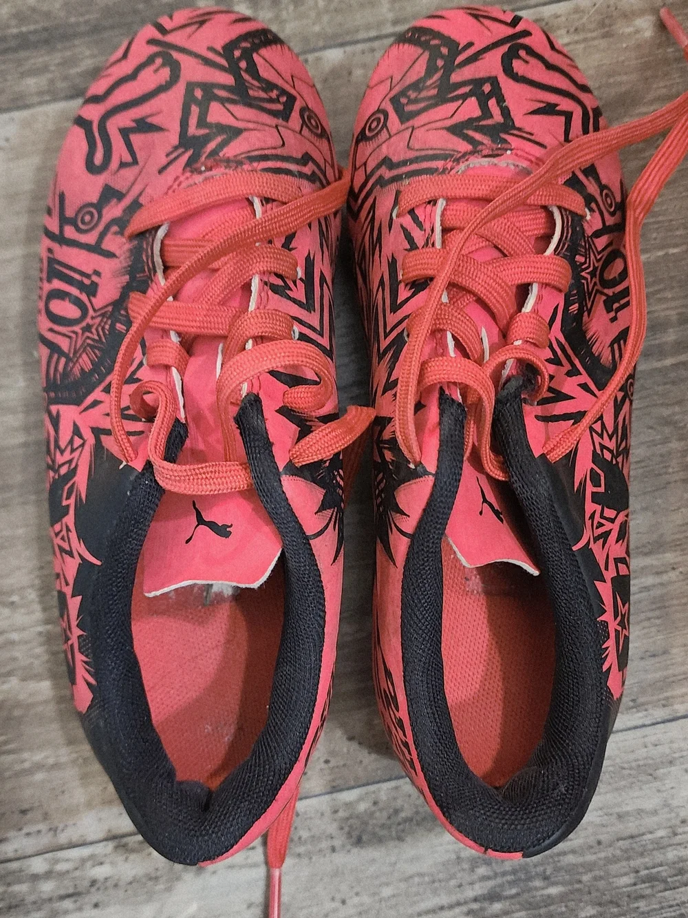 Puma Kids' Red Graphic Lace-Up Soccer Cleats